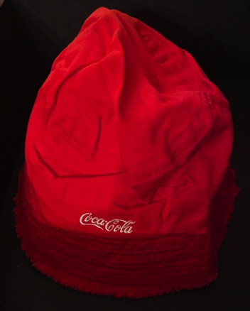 8637-1 € 4,00 coca cola zonnehoedje kleur rood.jpeg